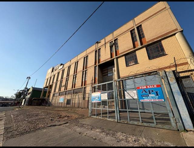 6,023M² WAREHOUSE FOR SALE IN INDUSTRIA NORTH